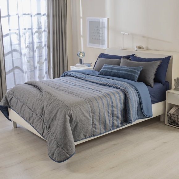 OAKLAND STRIPED REVERSIBLE COMFORTER SET SOFT TEXTURE 4 PCS QUEEN SIZE